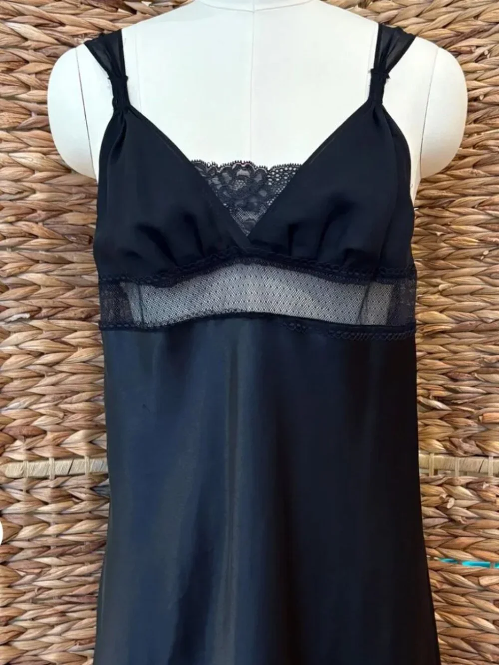 Vintage Victoria's Secret Black Satin & Lace Slip Dress Sz Medium Indie Romantic